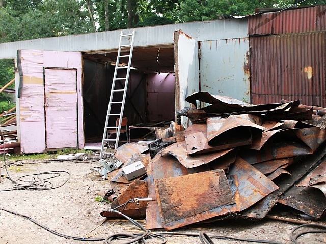 Демонтаж гаража и вывоз металлолома